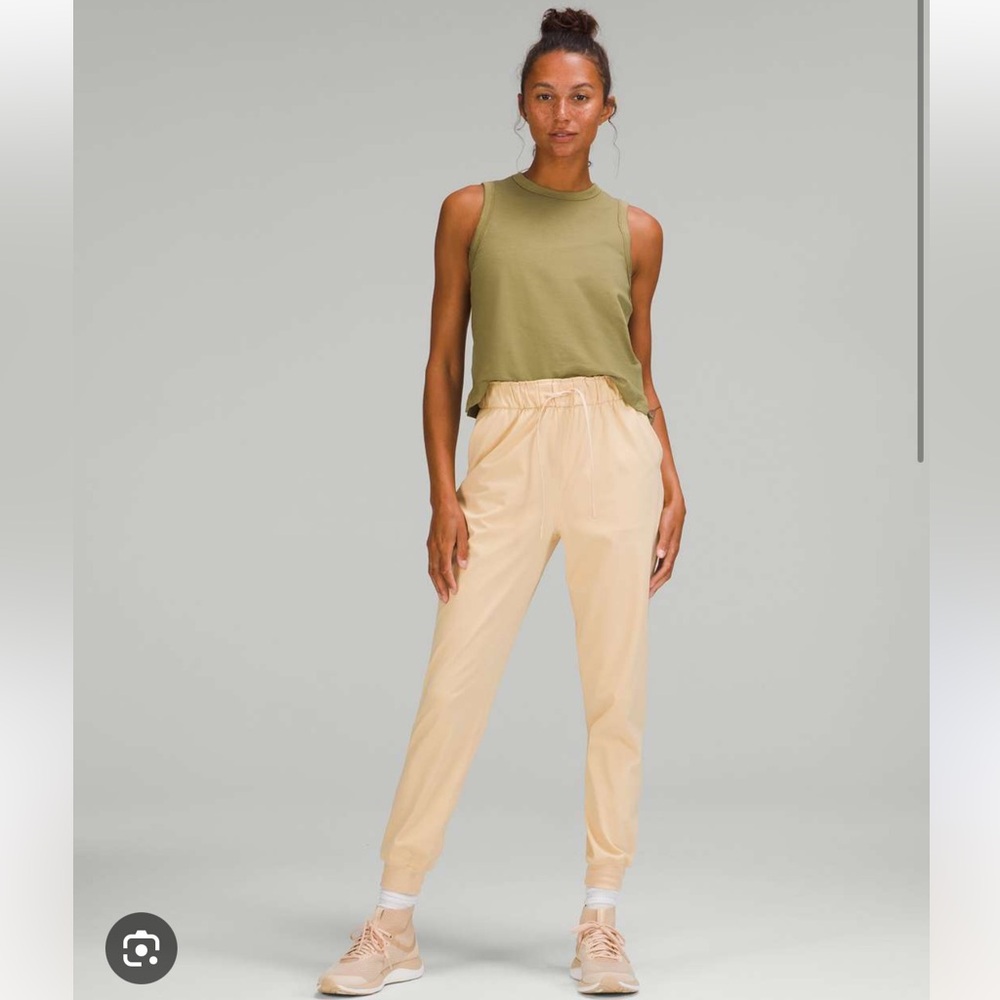 Lululemon Stretch High-Rise Jogger